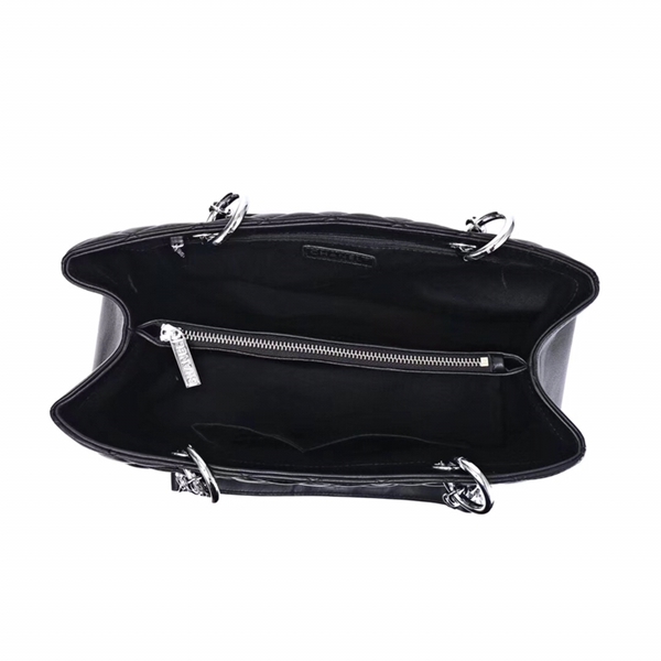 シャネルバッグ全体デザイン